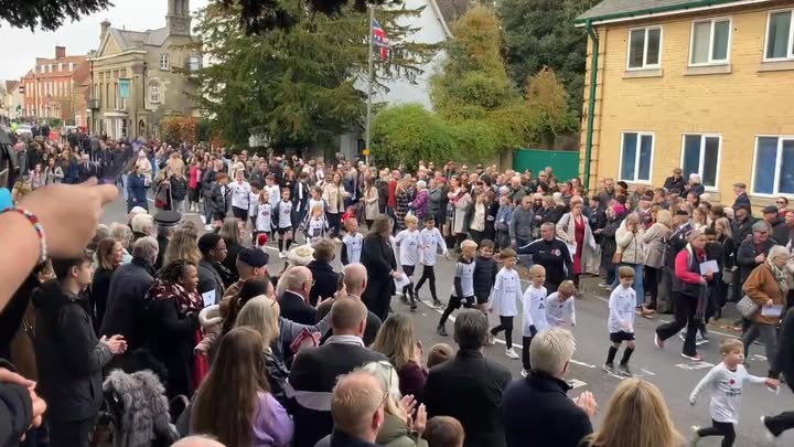 Facebook image 1170177324618862